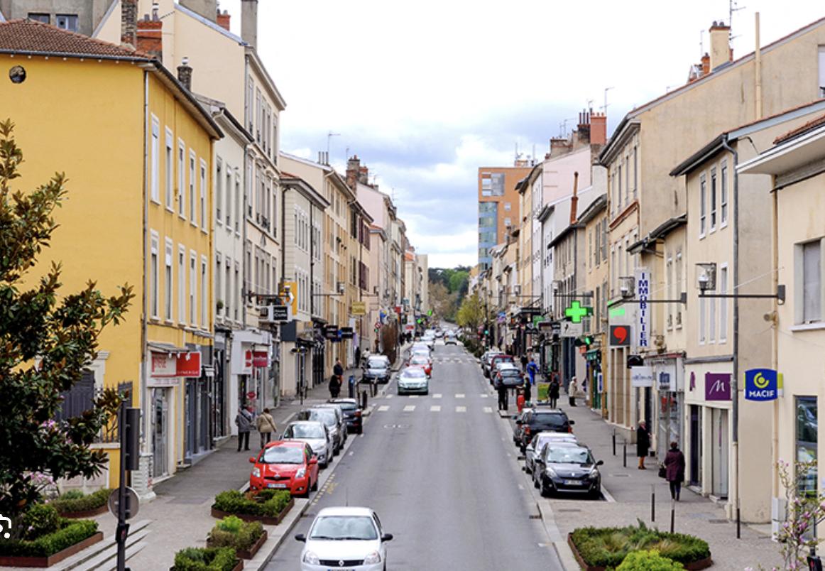 Grande rue d'oullins